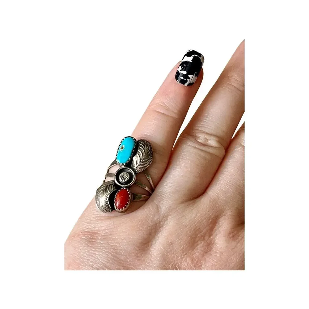 Vintage sterling silver turquoise and coral Native American ring size 6.5